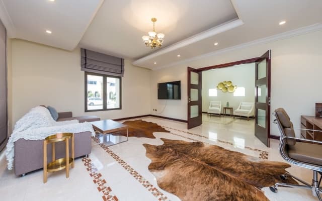 4 Bedroom Garden Villa at Frond O by Deluxe Holiday Homes