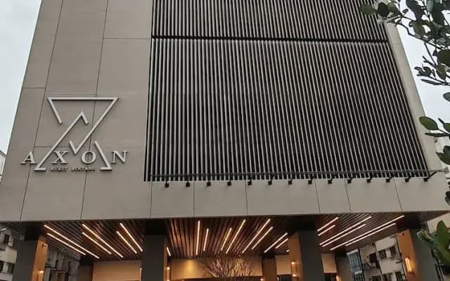 The Axon Bukit Bintang by SMOVF BNB