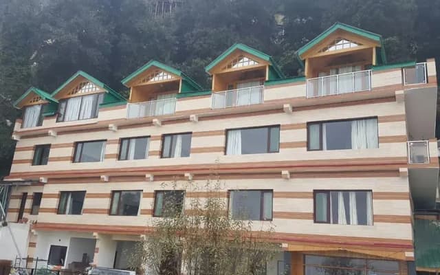 Hotel Kayanat