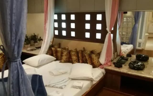 Heru's Motel