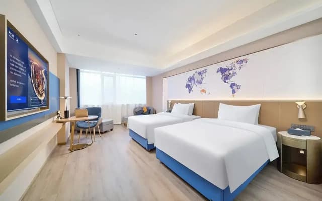 Kyriad Marvelous Hotel (Dongguan Huayang Lake University City Store)