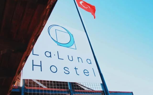 La Luna Hostel