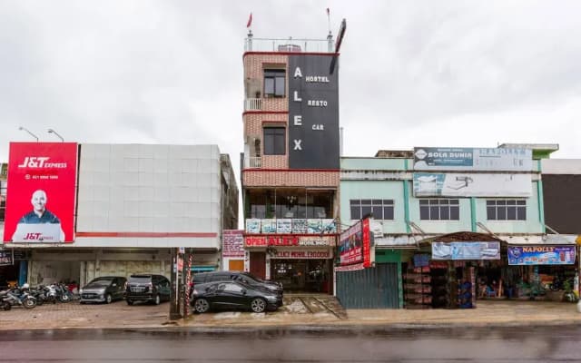 Alex Hostel by OYO Rooms