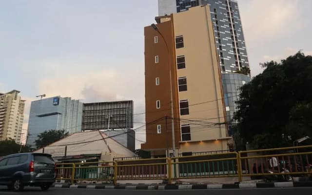 Djuragan Kamar Slipi