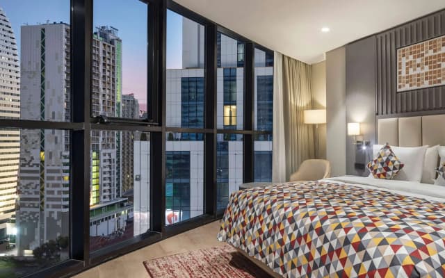 Отель Ramada Plaza By Wyndham Batumi