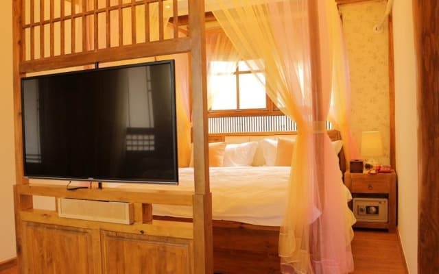 Lijiang Happyland Inn