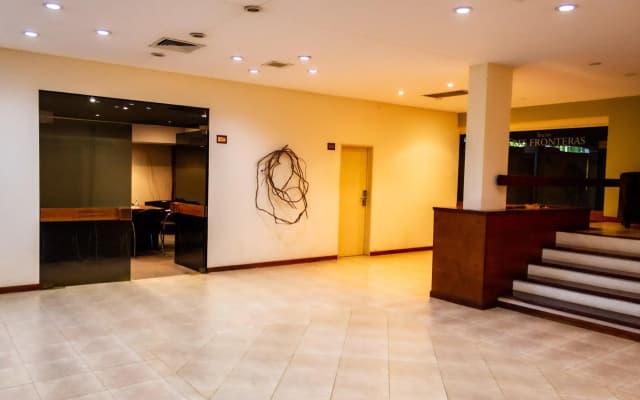 Raices Esturion Hotel