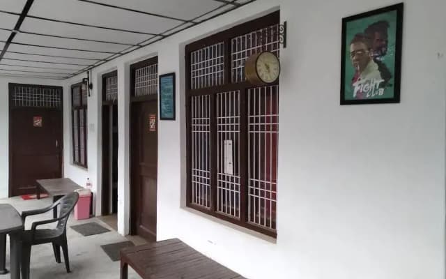 International Youth Club - Hostel