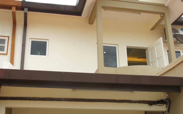 Sunshine Jonker Guesthouse
