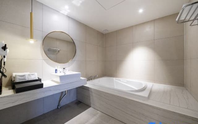 Kimpo Amuse Hotel