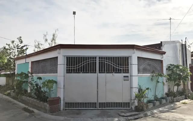 Kalayaan Transient House