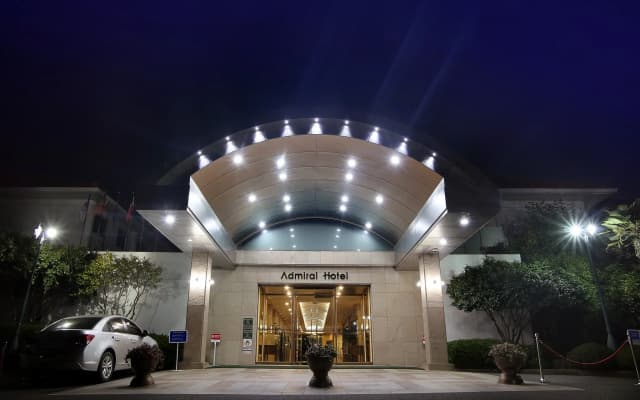 Admiral Hotel