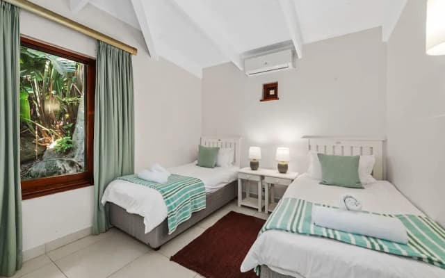 San Lameer Villa Rentals  2707