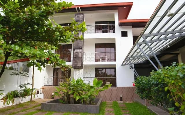 Fernvale Leisure Club and Resort