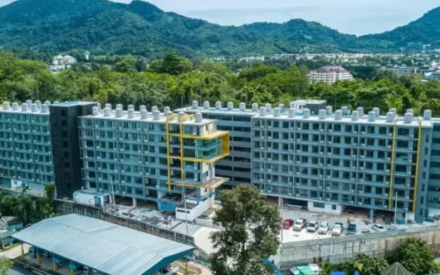 Propify Central Serviced Residence