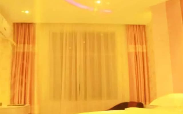 Zhenpin Hotel