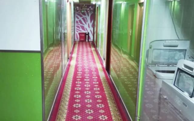 Shunxin Hostel