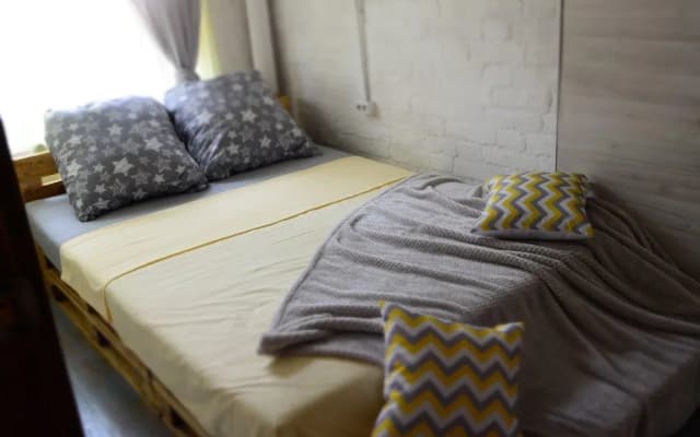Krasnyij Slon Hostel