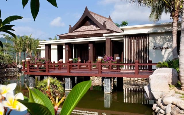 Отель Pullman Sanya Yalong Bay Villas & Resort