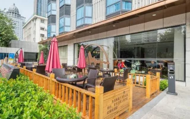 Xiashang Yixiang Lakeview Hotel (Xiamen Zhongshan Road Pedestrian Street Branch)
