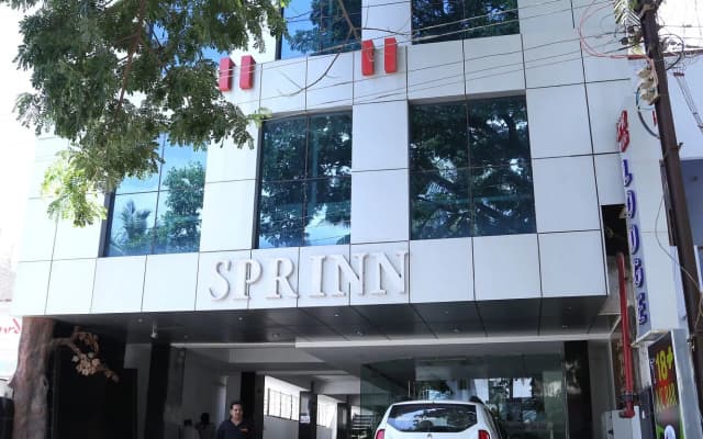 Hotel SPR Inn