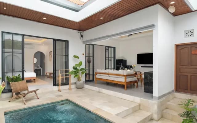 Villa Kamila 2 by Villa Finder