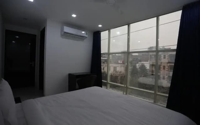 Hotel Raaso Inn Tuglkabad