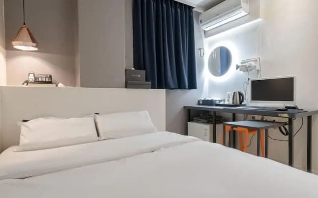 Hotel Nine