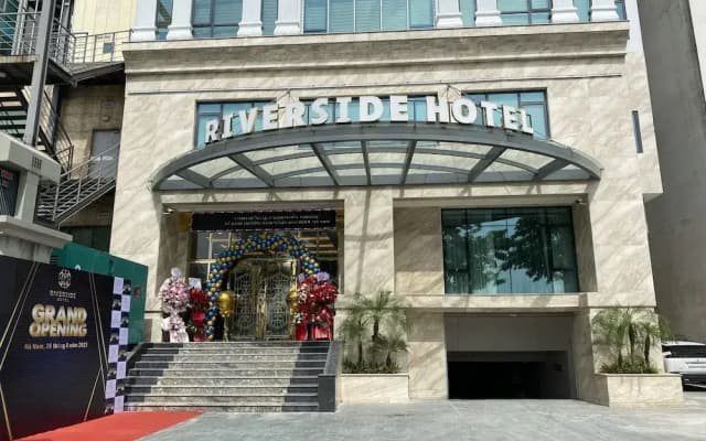 Riverside Hotel Ha Nam