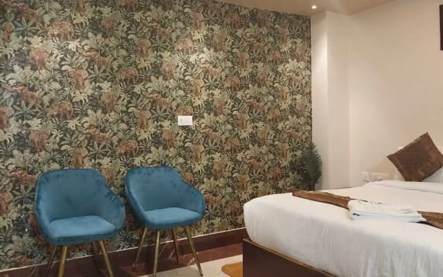 Hotel Sarnath International