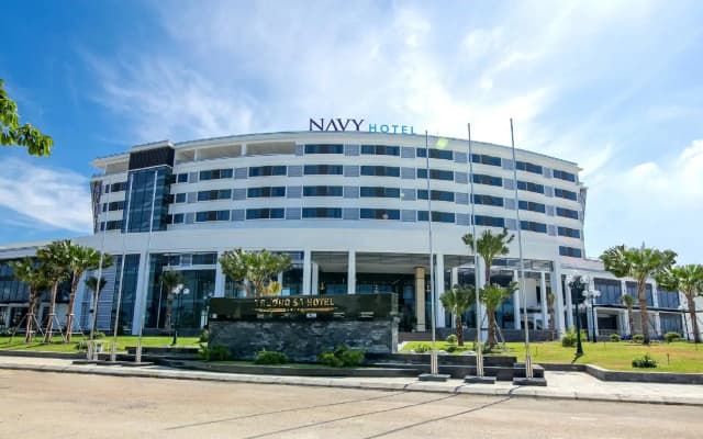 Отель Navy Cam Ranh