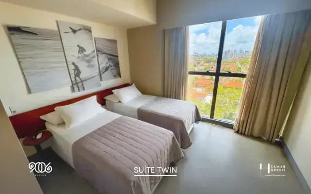 9006 Suites