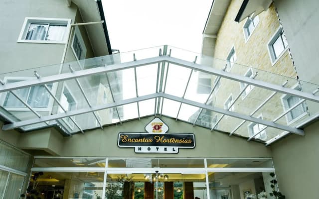 Sky Premium Hotel