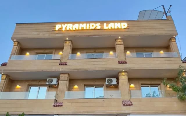 Number One Pyramids Hotel