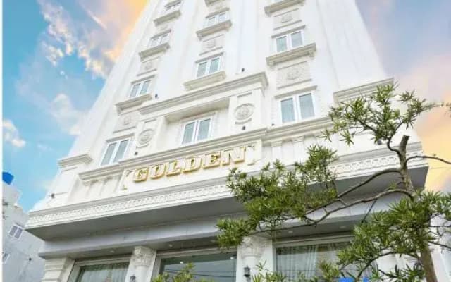 Golden Coto Hotel