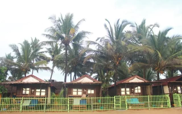 Sami Beach Huts