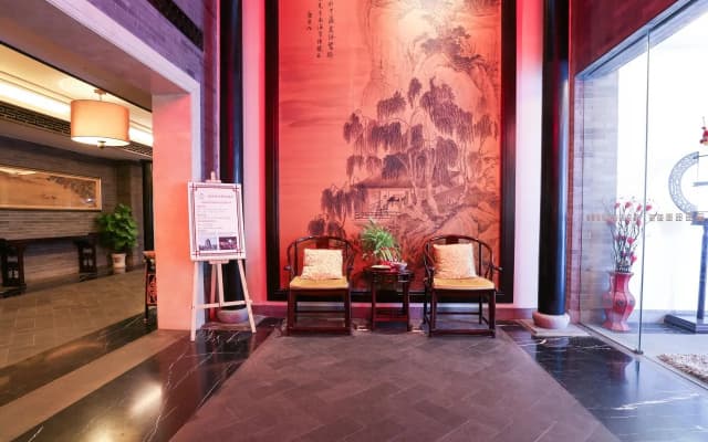 Hovle Mansion Club & Hotel