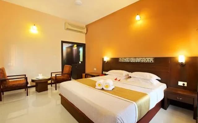 Leisure Vacations Gold Field Lake Resort, Kumarakom