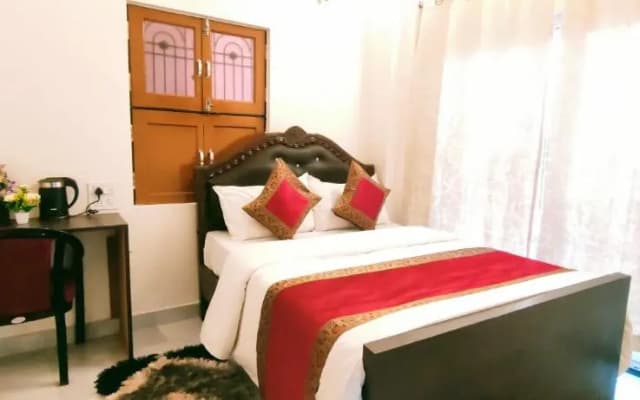 Hotel Royal Shantii Inn