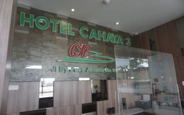 Cahaya 3 Hotel Near Juanda Airport