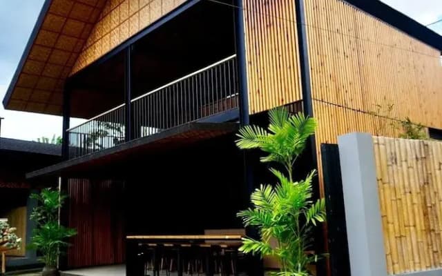 Mayfair Garden Resort