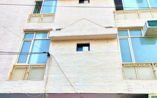Comfort Inn Hotel.Near MayurVihar Metro1