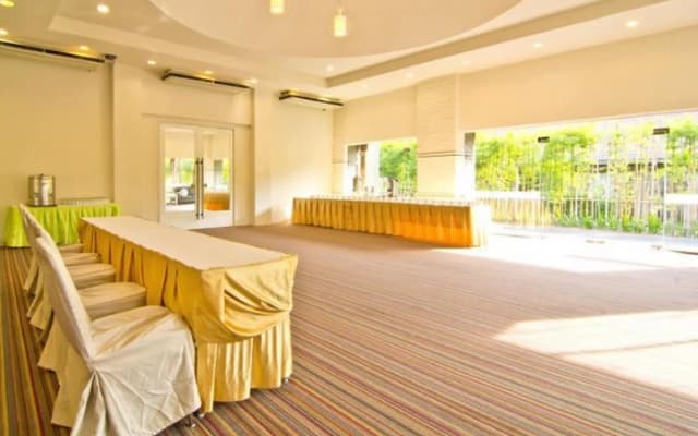 The Park Hotel, Phitsanulok