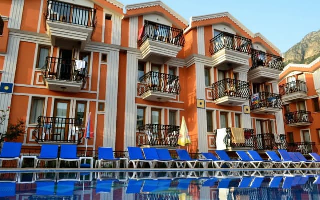 Отель MagicTulip Beach 
