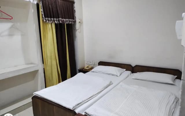 Hotel Samrat