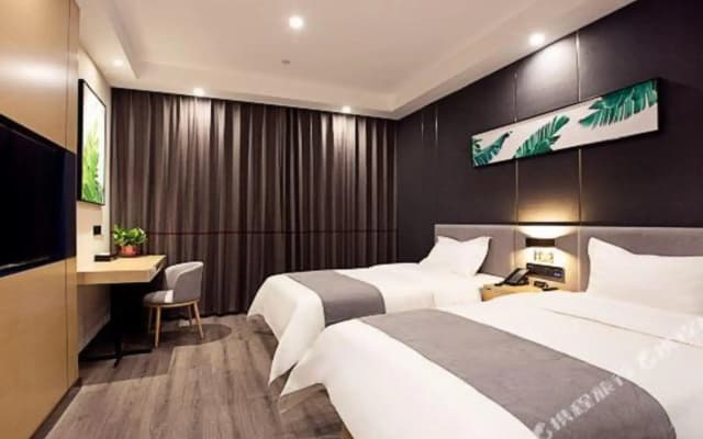 Shankee Tea Style Hotel (Huainan Tianjia'an District Commercial and Cultural Plaza)