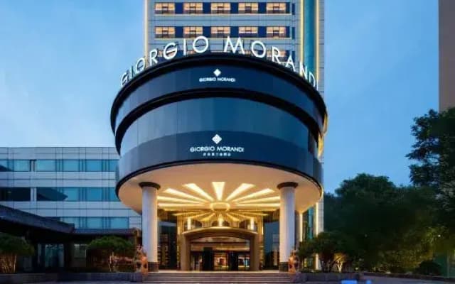 Giorgio Morandi Hotel