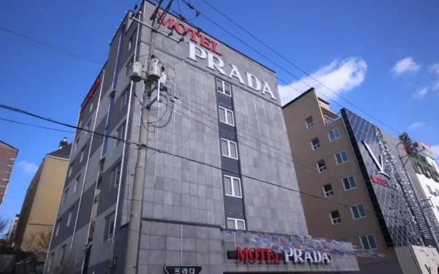 Gwangju Hanam Prada