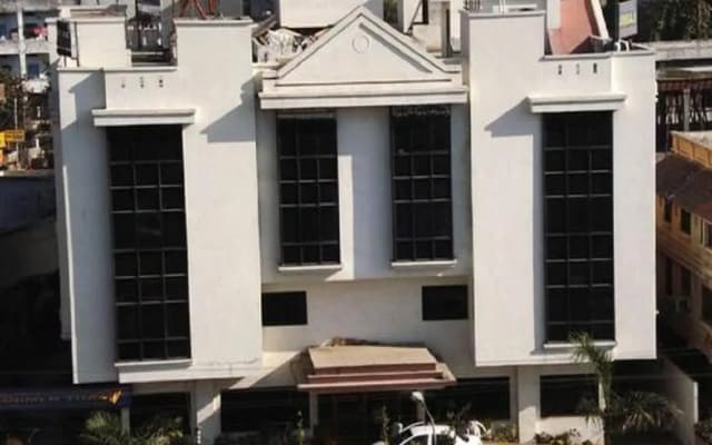 Hotel Ambaji International