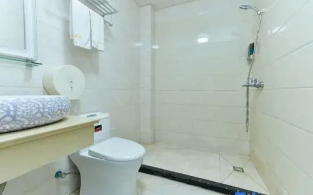 Yihao Motel